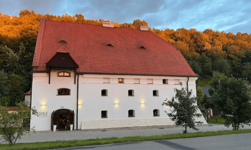 zdjęcie domu pensjonatu czy hotelu
